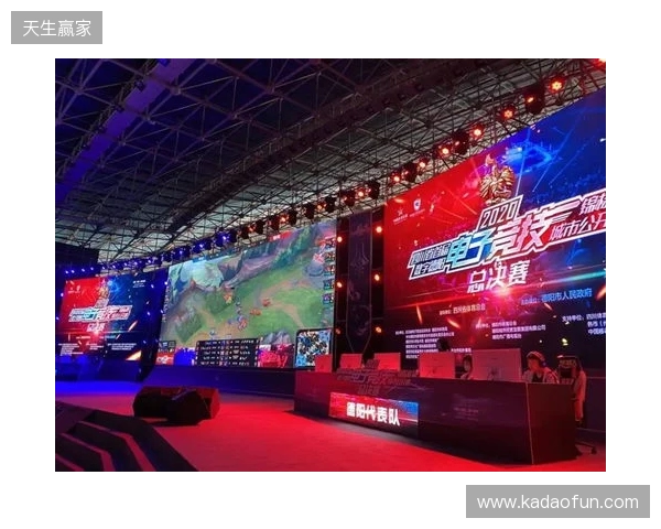 上海海港富盛经开6-1上海赛更达，李圣龙双响杨黔东获处子球