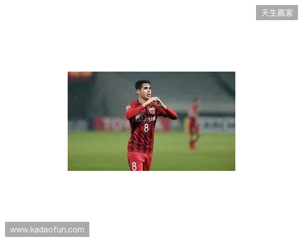 半场-约尼查助攻卡约、奥斯卡建功卡尔采夫双响 玉昆暂3-2新鹏城